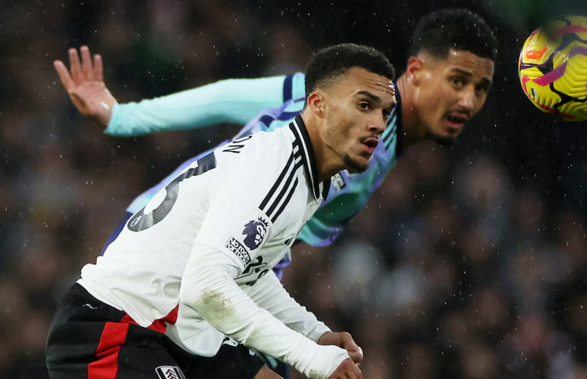 Arsenal Stumble, Bournemouth and Leicester Snatch Late Points