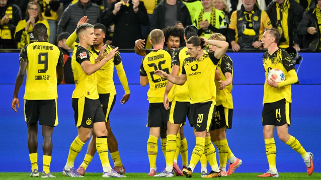 Dortmund beat Wolfsburg 1-0 to extend unbeaten run to 12 games