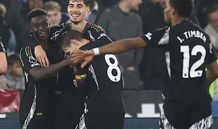 Arsenal Dominate West Ham in a Thrilling 5-2 Victory at the London Stadium