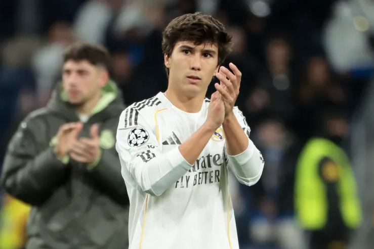 Gonzalo Garcia fires Real Madrid reminder with POTM nod as Mbappe return looms