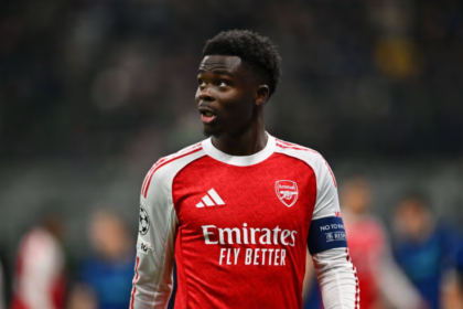 SAKA SIGNS £300k-A-WEEK DEAL BUT CARRAGHER DELIVERS BRUTAL VERDICT: 'HE'S NOT A SUPERSTAR'