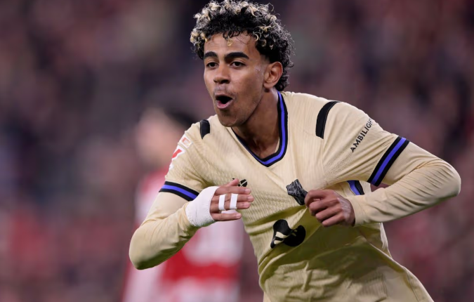 BARCA REST SEVEN! Flick's 'priority' decision hands Newcastle huge Champions League hint