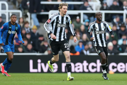 I Wouldn't, Howe Explains Why Newcastle's £119m Duo Were Left in the Cold Against Barcelona