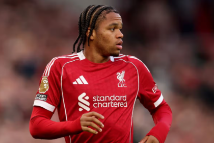 'SINKING SHIP!' Aldridge tears into Liverpool's lack of leaders and warns against Ngumoha mistake