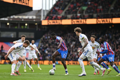 TEN MEN LEEDS DIG DEEP! Point at Palace answers big question despite red card fury