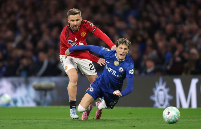 ‘That’s a Violation!’ Shaw & Fernandes Mock Former United Star Garnacho After Chelsea Win