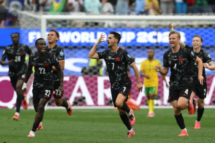 Eustáquio strike sends Canada into last 16 as South Africa heartbreak follows late drama