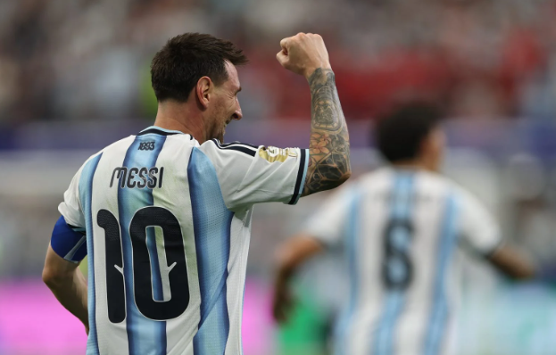 Messi defies age again as Barcelona duo shine on another World Cup night