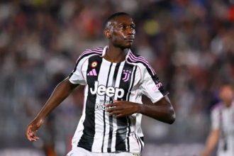 PSG hold out for €35m as Juventus circle for unwanted Kolo Muani