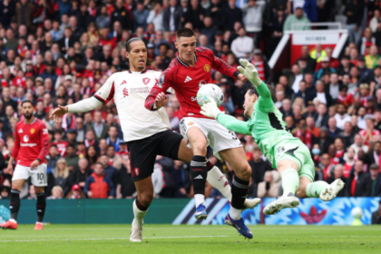 Pallister urges United to sign experienced striker to support Sesko