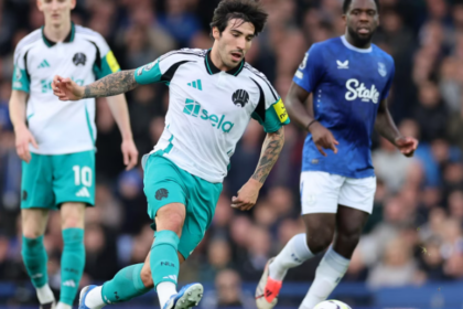 Tottenham's Unusual Tonali Tactic Backfires as Newcastle Stand Firm