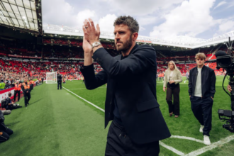 Ugarte Injury Threatens to Derail United's Midfield Plans